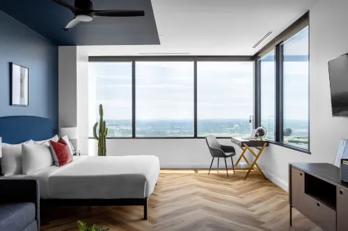 Mint House Dallas Downtown by Kasa - Apartments