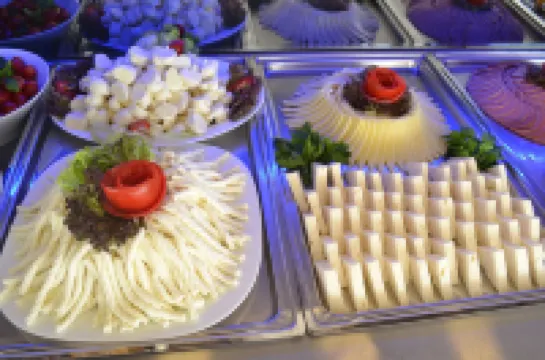 古穆斯宮殿酒店