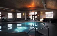 Whitefish Lodge and Suites - Pools