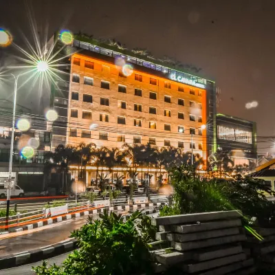 El Cavana Bandung Hotels near Ciroyom Station