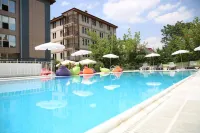 KİNG OTEL GÜVENLİK - Yüzme Havuzu