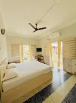 Maganlal Mehta Bhavan Hotels near Kutralam Water falls