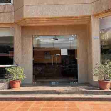 Basser 6 Hotel Exterior