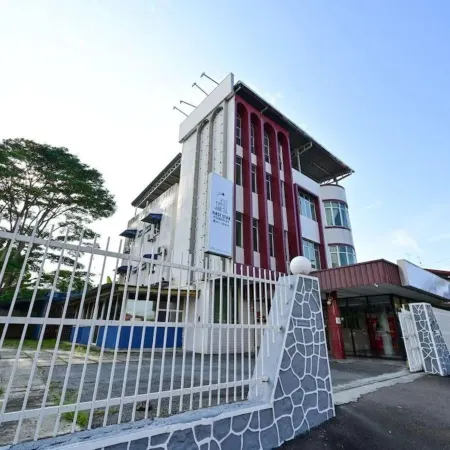 First Star Homestay-Self Check In