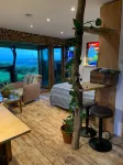 Swiss Valley Cabin - WoodFired Hot Tub & Therapies