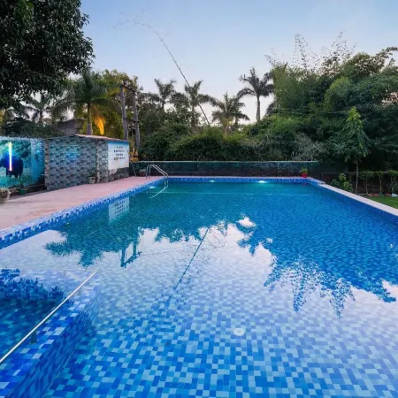 Corbett Evergreen Resort