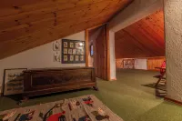 JOIVY Welcoming 3BR flat with parking in Verrand