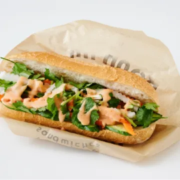 Tabist MAYUDAMA CABIN Отели в г. Йокогама