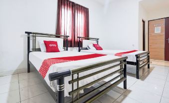 Hotel O Rappocini Near Rsia Paramount