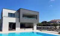 Luxury Villa Podversie with pool Hotels in 