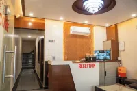 Hotel Madhav Palace Hotels in Mayapur