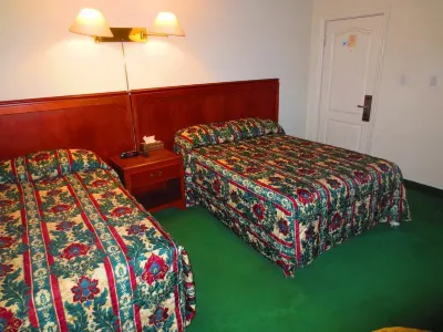 Canadiana Motel