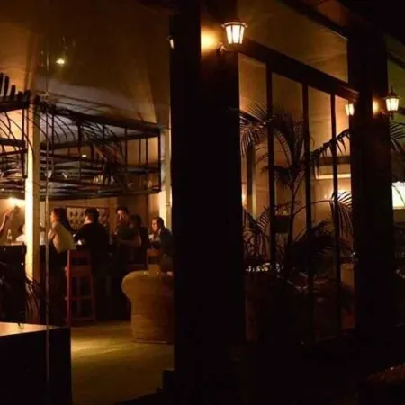 Hotel Acacia