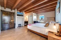 Taos Motor Lodge