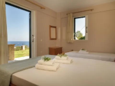 Villa Mare Studios Hotels in Elation