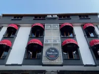 Avcilar Konaklama Babilon Suites Hotel in zona Hz. Ebu Bekir Cami