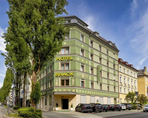 布拉克酒店 鄰近因普萊爾地鐵站（Implerstraße underground station）的酒店