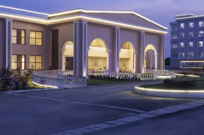 Himal Resort Отели в г. 