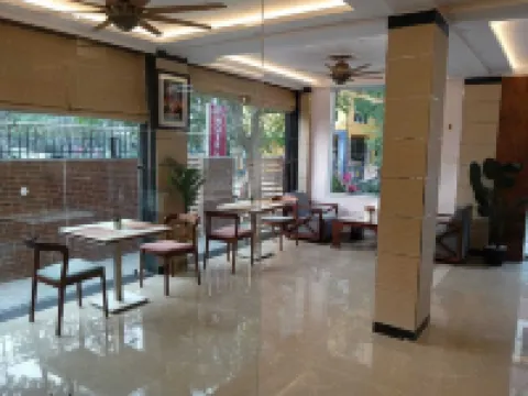 ザ クリスタル ニュータウン コルカタ