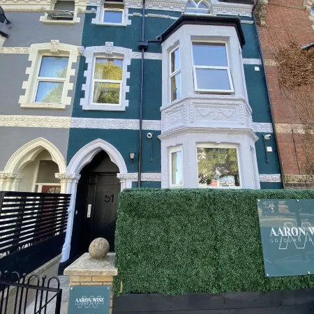 Aaron Wise - 51 Fitzhamon Apartments