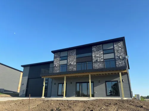 Brand new lake house with panoramic view overlooking Lewis and Clark Lake.
