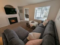 Cozy North Keizer Retreat