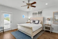 30A Pet Friendly Beach House - 33 Sunset by Panhandle Getaways Hotels in Rosemary Beach