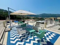 Palazzo Mauro Sorrento Luxury Rooms - parking