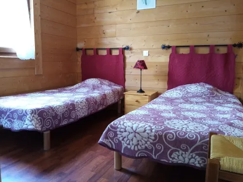 Chalet NEW, green environment, nature, quiet, in Auvergne, Sancy Massif view