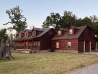 A Rustic Delta Cabin Hotels in Phillips County