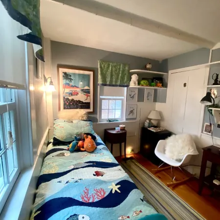 Remodeled Historical Cape House.  Close to Town, Bayside, and Ocean Отели в г. Уэлфлит