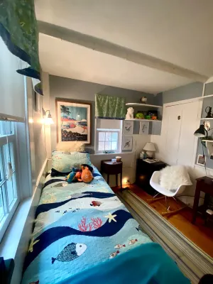 Remodeled Historical Cape House.  Close to Town, Bayside, and Ocean