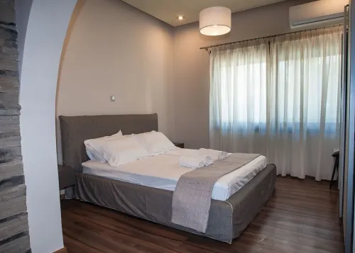Sia's Retreat 2 Modern Apt Athens Riviera