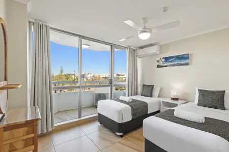Newport Mooloolaba Apartments Отели рядом с достопримечательностью «Мулулаба Бич»