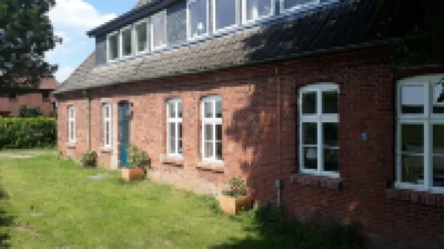 Holidays directly on the Weser dike in Bremen  호텔