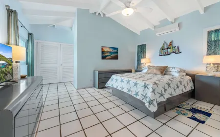 Red Hook - 2 bedroom private villa and pool on the east end of St. Thomas, USVI Отели в г. Nazareth