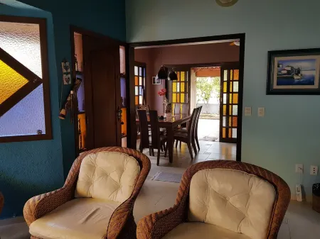 North coast, quick access to the most beautiful beaches. Boraceia, Juréia, ... Отели рядом с достопримечательностью «Foz do Rio Guaratuba»