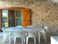 The Pyrenees footbridge Hotels in Unac