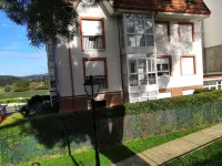 Lovely ground floor with garden and terrace in urbanizac with pool