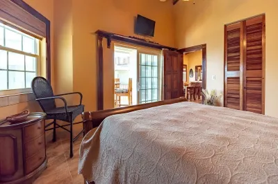 Updated Two Bedroom Ocean View Condo - Gold Standard Approved