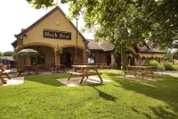Premier Inn Glasgow East Hotels near Blairhill