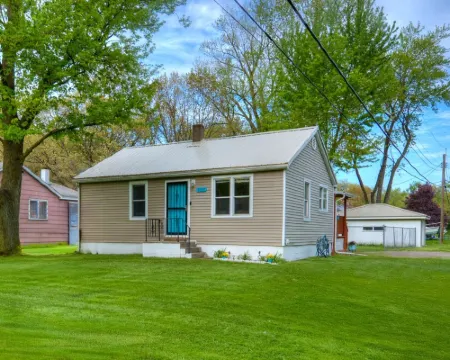 Laurna Dune Hotels in Gary