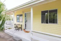 Cosy and historic 2-bedroom apartment. 5kms from Castlemaine. 2kms from Calder.