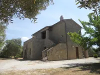 Farmhouse Tenuta Roccaccia Le Strade Bianche附近的飯店