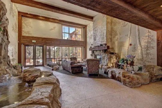 8824 the Springs 2 Bedroom Condo by RedAwning