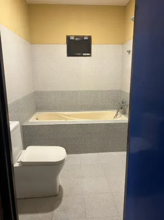 Jungle Side Luxury Hotel Отели в г. Дибянагар