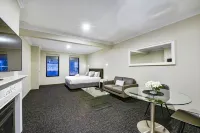 Aloha Central Premium Studios - 4-Star