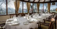 Hotel Restaurant De Roosterhoeve Hotels in Roosteren