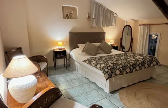 羅吉鄉村別墅酒店