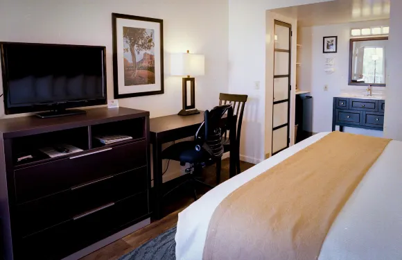 松樹套房汽車旅館